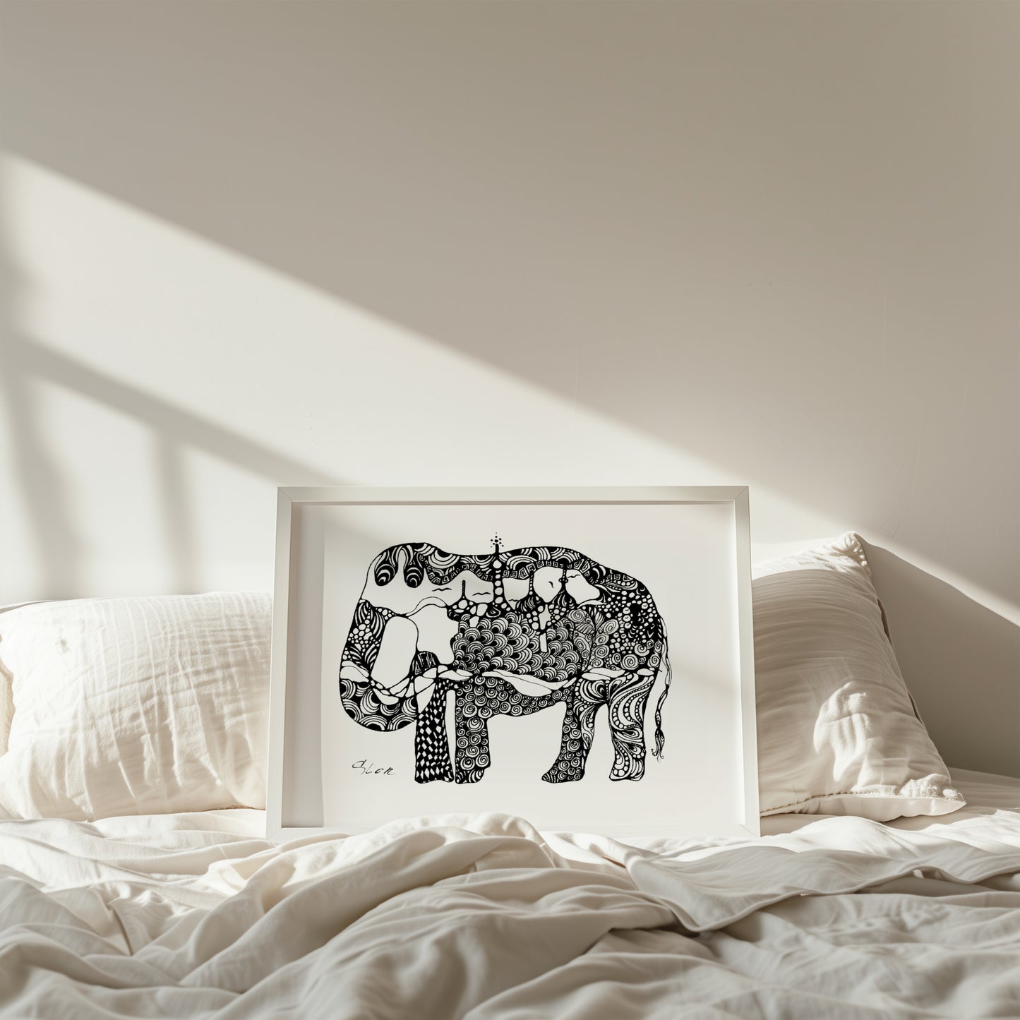 Neurografik Elefant Poster, minimalistische geometrische Wandkunst, Handgezeichnete Wanddeko, ungerahmt, Trendy Wall Art, Wall Decor, Wall Art Prints - Hochwertiges Künstlerpapier, seidenmatt