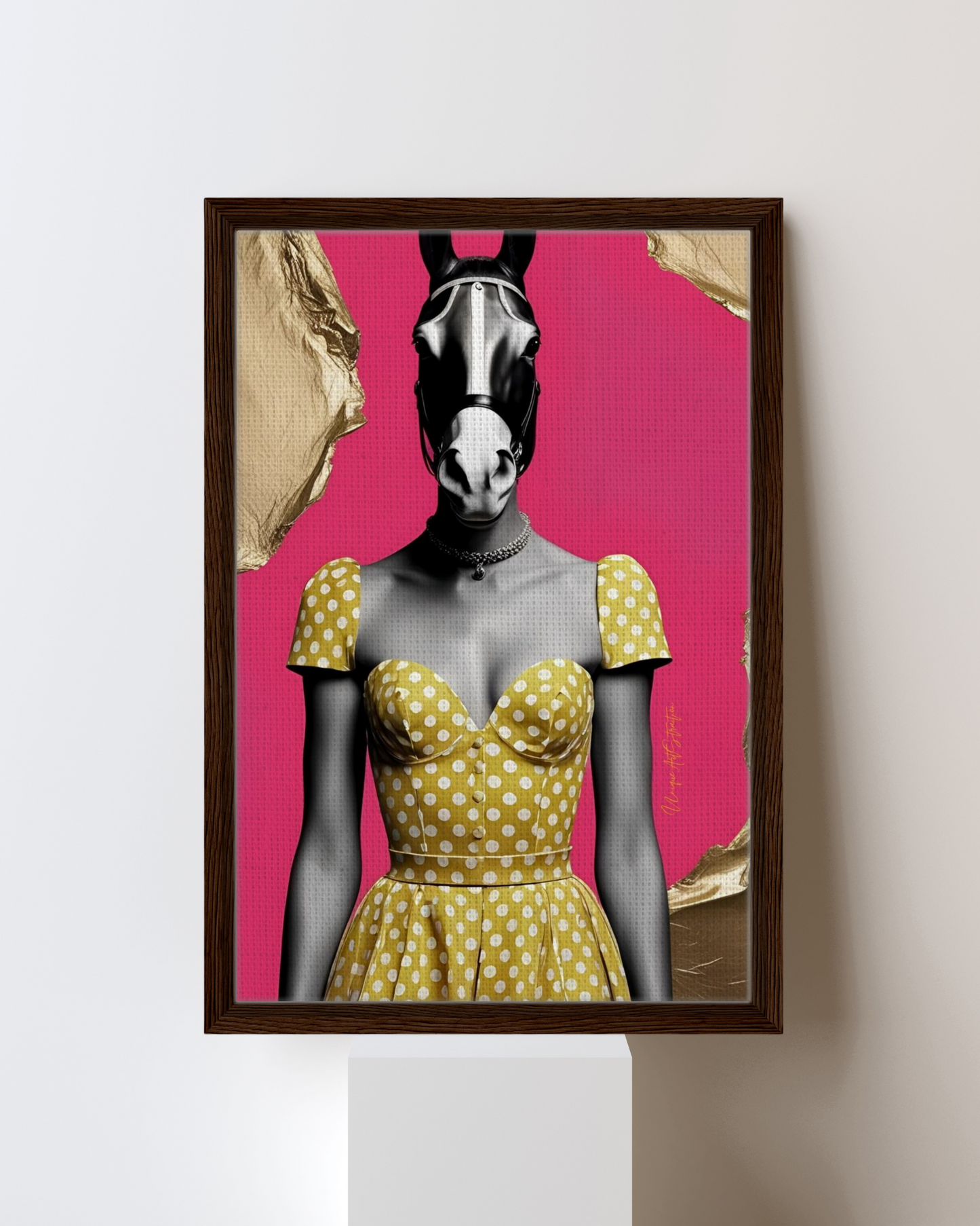 Italian Horse Lady - Extravagante gerahmte Leinwand, Holzrahmen, Luxury Decor, Framed Canva, Italian Design, Trendy Wall Art