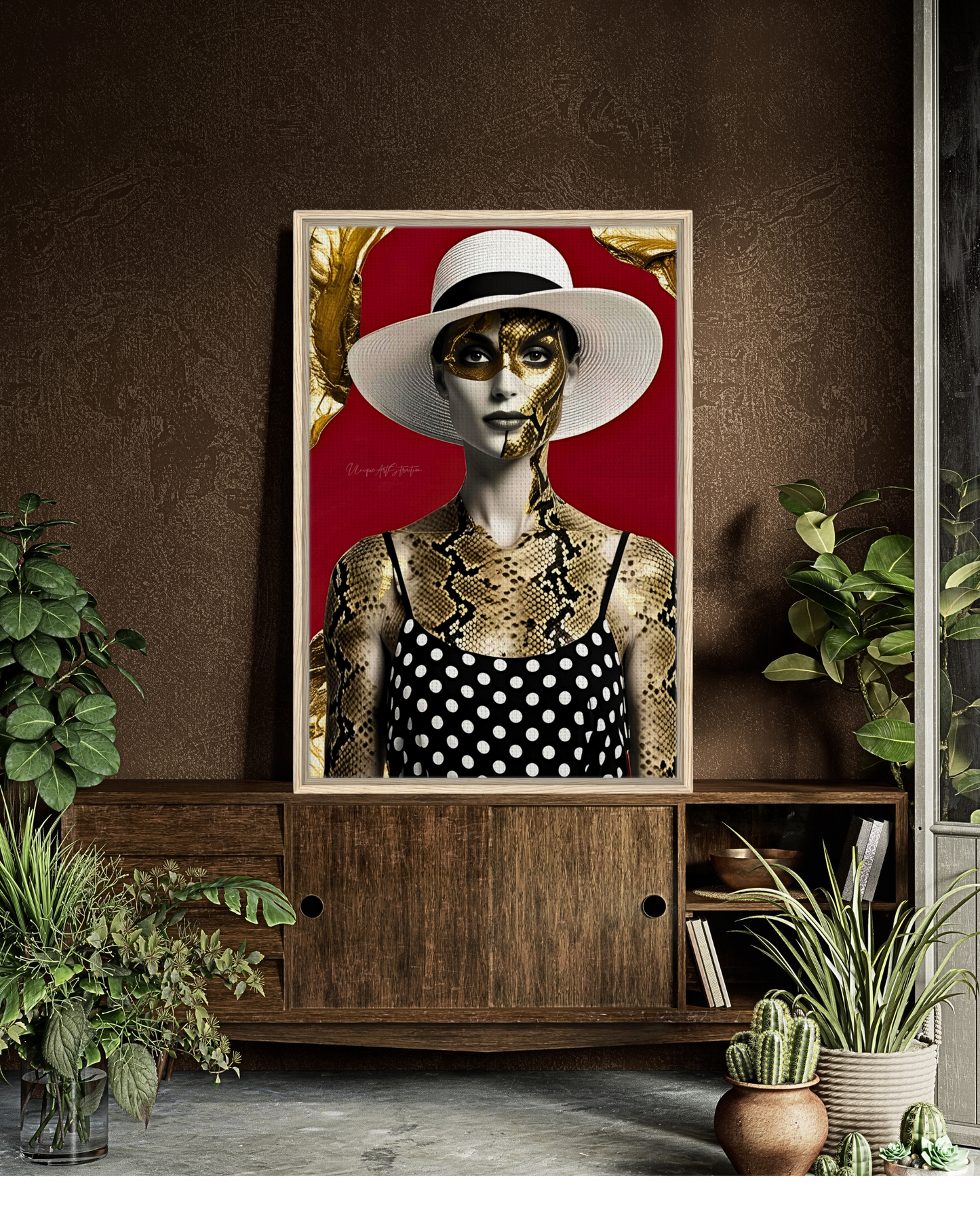 Lady in Snake - Extravagante gerahmte Leinwand, Holzrahmen, Luxury Decor, Framed Canva, Italian Design, Trendy Wall Art